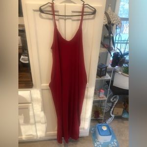 Red maxi dress size large. With pockets. New without tag
